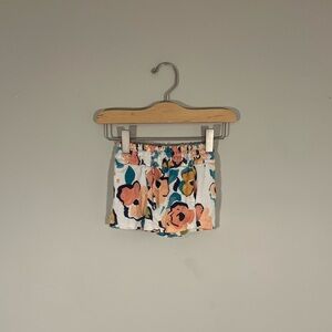 Rumi + Ryder floral shorts H&M‎ zara